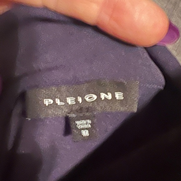 PLEIONE Blue Semi Sheer Button Down Blouse Size Medium - Picture 5 of 5